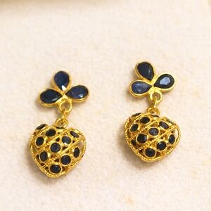 VTG MINT 18k Solid Gold Blue Sapphire Filigree Puffy Heart Drop Stud Earrings